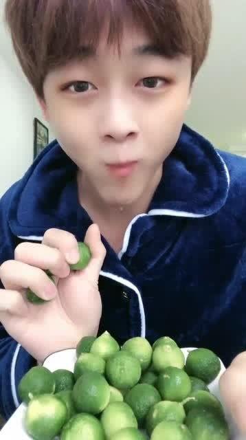 青柠哥哥吃瓜,揭秘娱乐圈那些不为人知的幕后故事