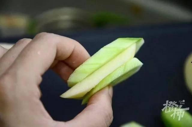 夹子吃瓜,揭秘娱乐圈背后的秘密与真相