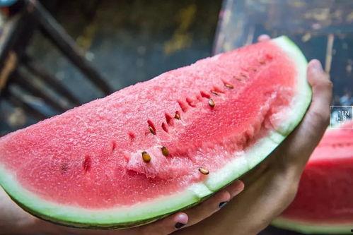 大胡子吃瓜,揭秘娱乐圈幕后故事  第3张