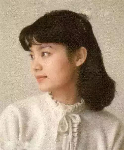 潘虹吃瓜哈士奇,一场意外的“吃瓜”之旅  第2张