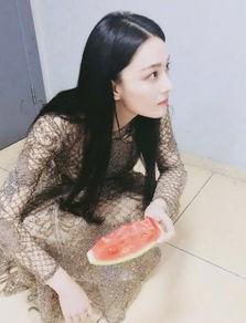 凌溪吃瓜,揭秘娱乐圈背后的那些事儿  第2张