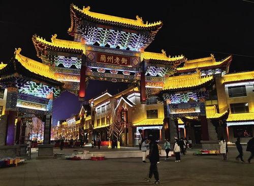 吃瓜兰州老街在线,吃瓜文化里的市井风情