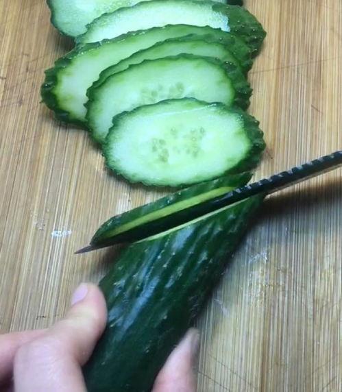 小依子吃瓜,揭秘娱乐圈那些不为人知的幕后故事  第3张