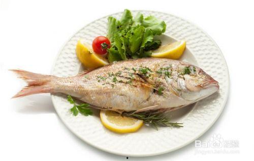 小玲鱼仔吃瓜  第2张