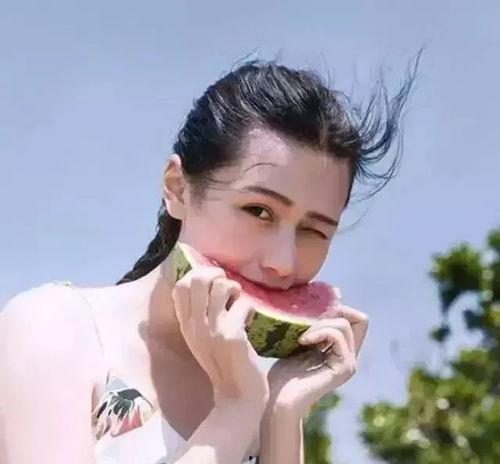 申雪倩吃瓜  第3张